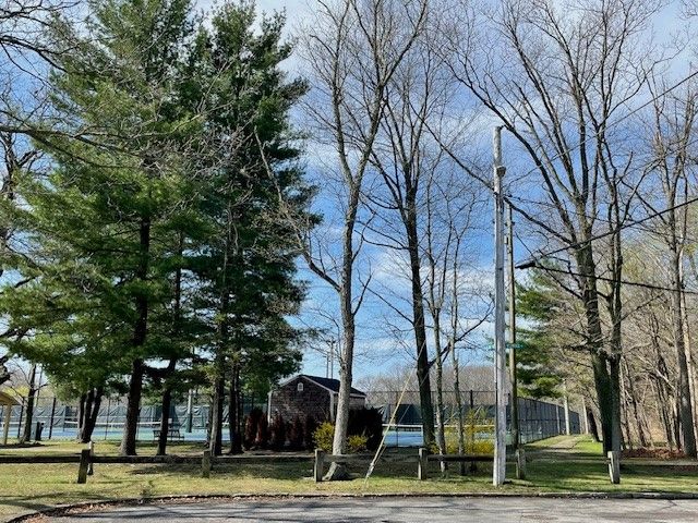 41 Felsmere Avenue, Pawtucket, RI 02861