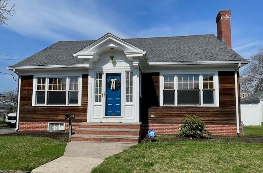 41 Felsmere Avenue, Pawtucket, RI 02861