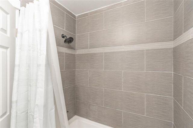 961 N Windermere Drive, Moore, OK 73160