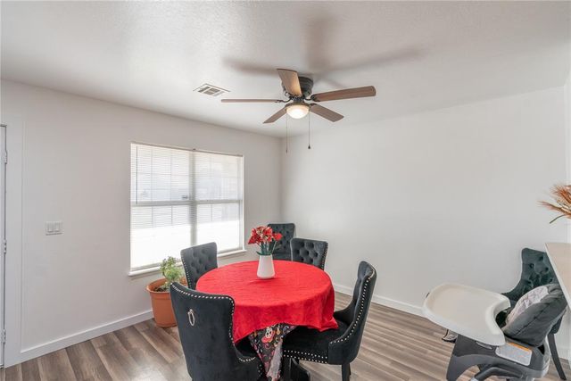 961 N Windermere Drive, Moore, OK 73160