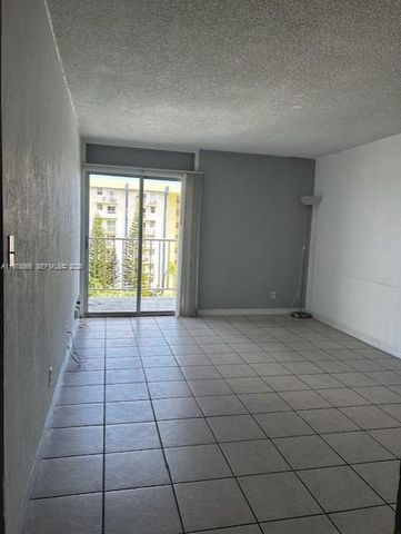 801 NW 47th Avenue 717W, Miami, FL 33126