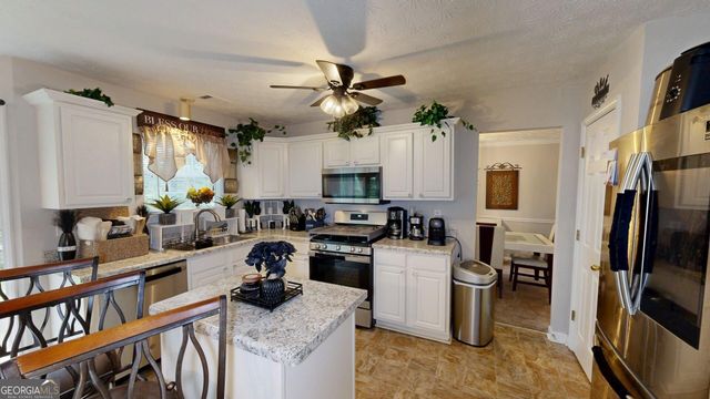 5613 Winchester Place, Lithonia, GA 30038