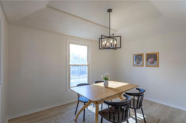 16912 E 4th Terrace, Independence, MO 64056