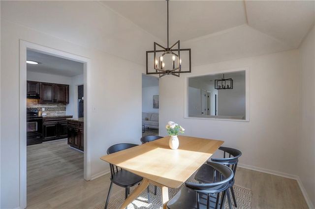 16912 E 4th Terrace, Independence, MO 64056