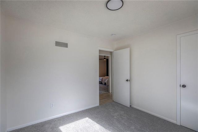 16912 E 4th Terrace, Independence, MO 64056