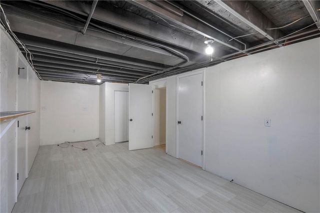 16912 E 4th Terrace, Independence, MO 64056