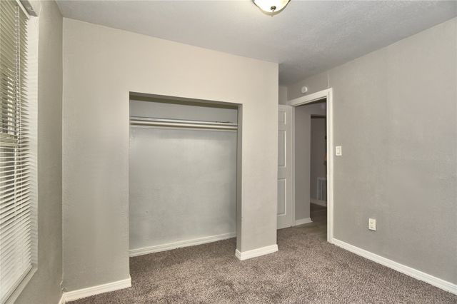 502 N Industrial Avenue E, Sand Springs, OK 74063