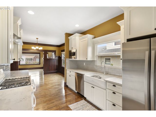 2937 Ne 59TH Ave, Portland, OR 97213