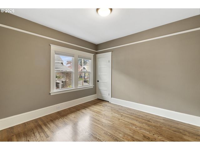 2937 Ne 59TH Ave, Portland, OR 97213