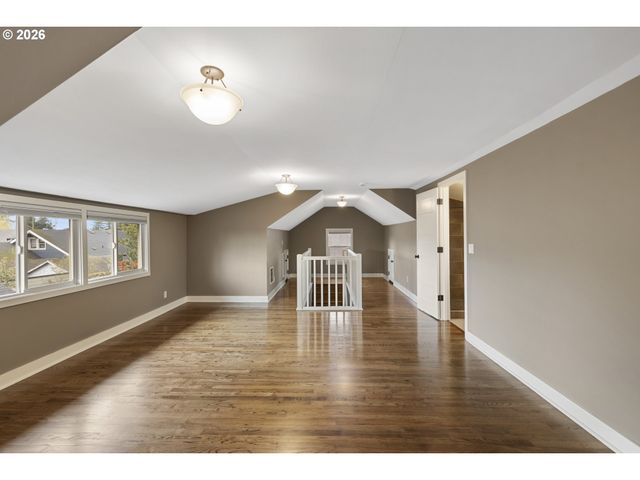 2937 Ne 59TH Ave, Portland, OR 97213