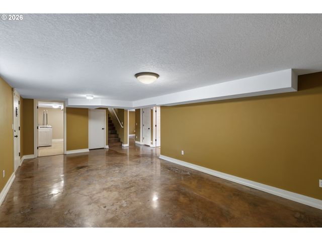 2937 Ne 59TH Ave, Portland, OR 97213