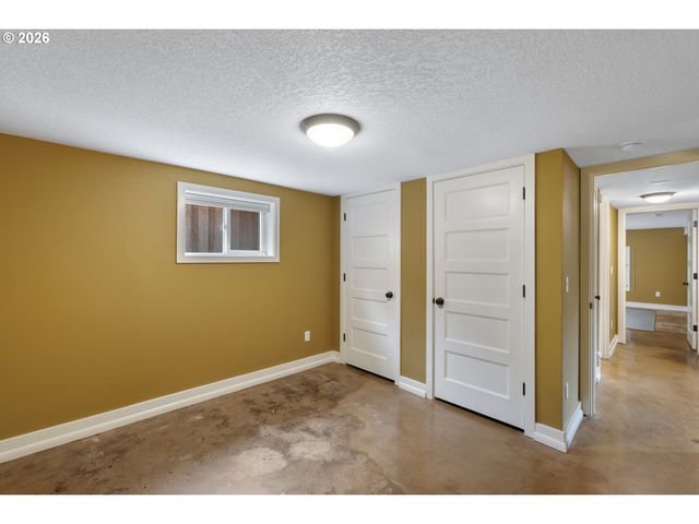 2937 Ne 59TH Ave, Portland, OR 97213