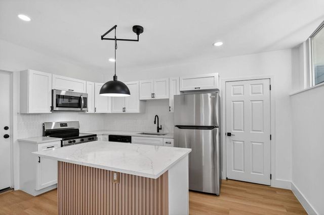 1426 Hillcrest Dr Drive, Lake Worth Beach, FL 33461