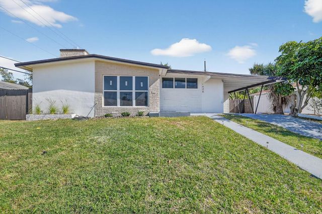 1426 Hillcrest Dr Drive, Lake Worth Beach, FL 33461