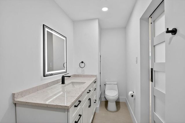 1426 Hillcrest Dr Drive, Lake Worth Beach, FL 33461