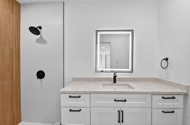 1426 Hillcrest Dr Drive, Lake Worth Beach, FL 33461