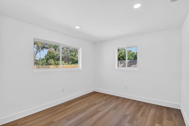 1426 Hillcrest Dr Drive, Lake Worth Beach, FL 33461