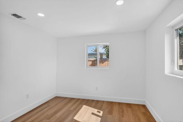 1426 Hillcrest Dr Drive, Lake Worth Beach, FL 33461