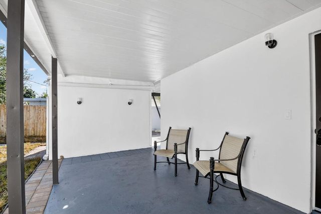 1426 Hillcrest Dr Drive, Lake Worth Beach, FL 33461