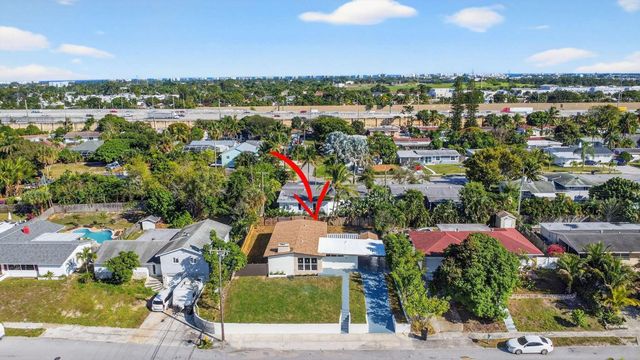 1426 Hillcrest Dr Drive, Lake Worth Beach, FL 33461