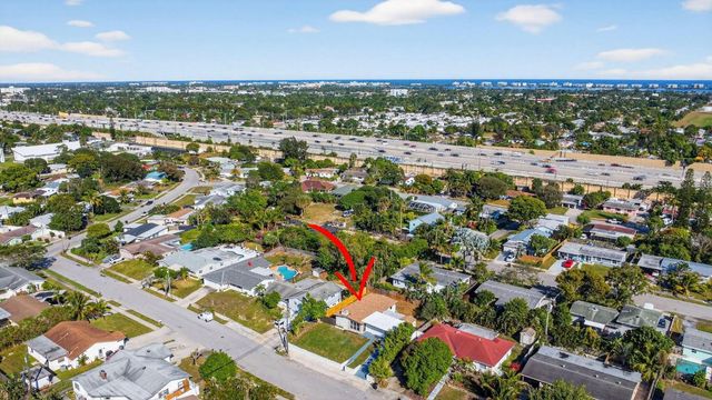 1426 Hillcrest Dr Drive, Lake Worth Beach, FL 33461