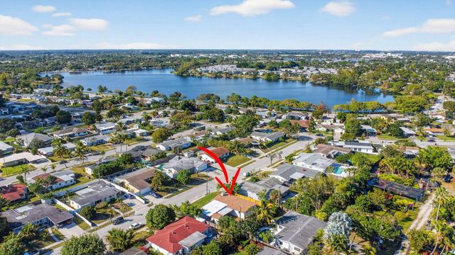 1426 Hillcrest Dr Drive, Lake Worth Beach, FL 33461