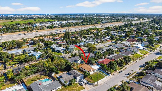 1426 Hillcrest Dr Drive, Lake Worth Beach, FL 33461