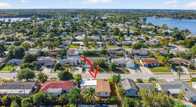 1426 Hillcrest Dr Drive, Lake Worth Beach, FL 33461