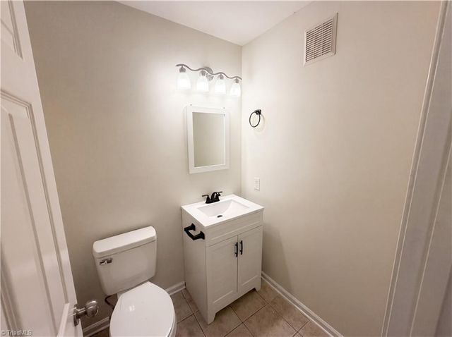 800 Dan Valley Road, Madison, NC 27025