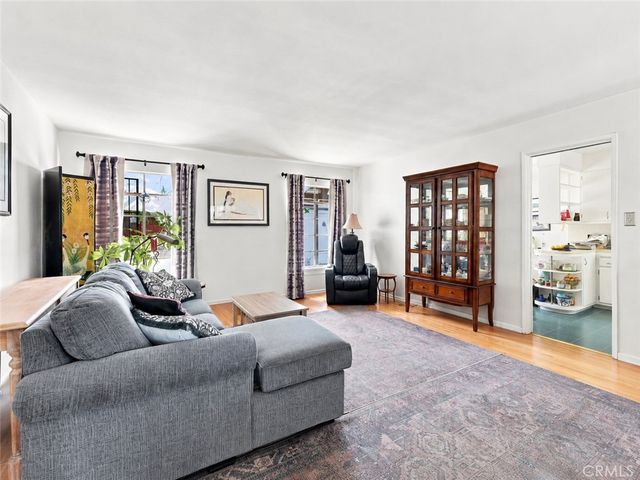 250 Palomares, Ventura, CA 93003