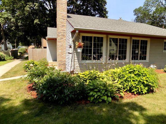 1431 Damon Court SE, Rochester, MN 55904