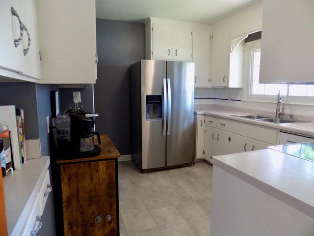 1431 Damon Court SE, Rochester, MN 55904