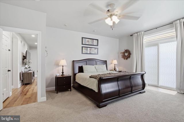 516 BALD EAGLE CT, Lancaster, PA 17601