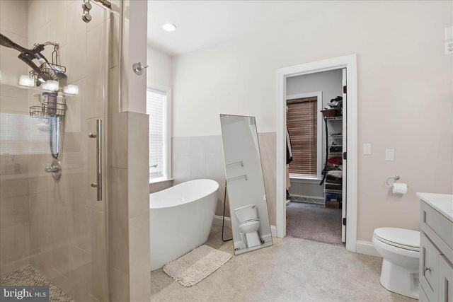 516 BALD EAGLE CT, Lancaster, PA 17601
