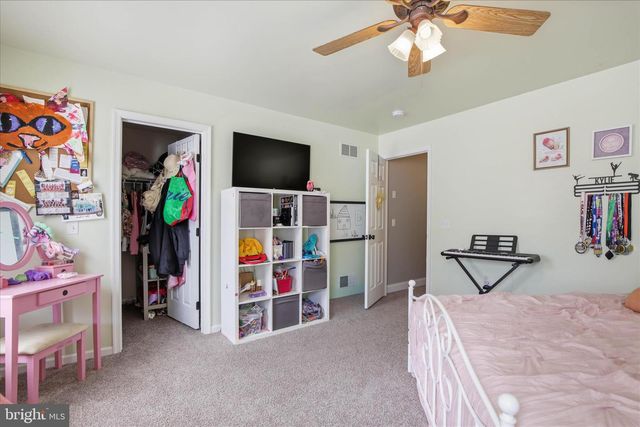 516 BALD EAGLE CT, Lancaster, PA 17601