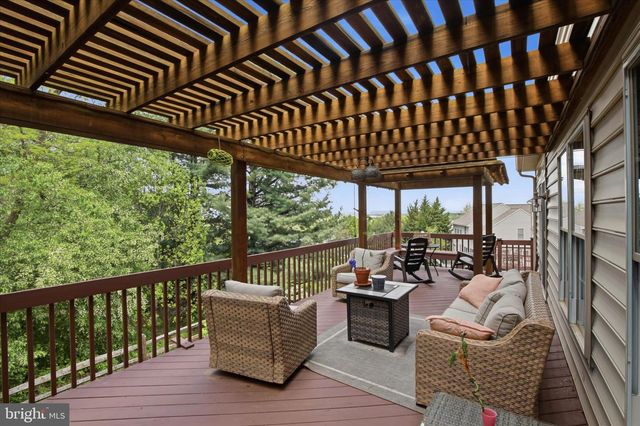 516 BALD EAGLE CT, Lancaster, PA 17601