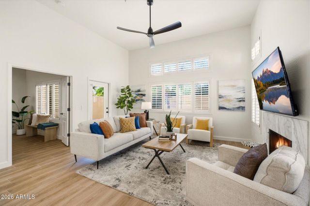 9070 E GARY Road 105, Scottsdale, AZ 85260