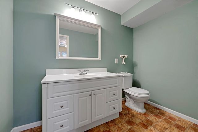 5852 Park Circle, Shawnee, KS 66216