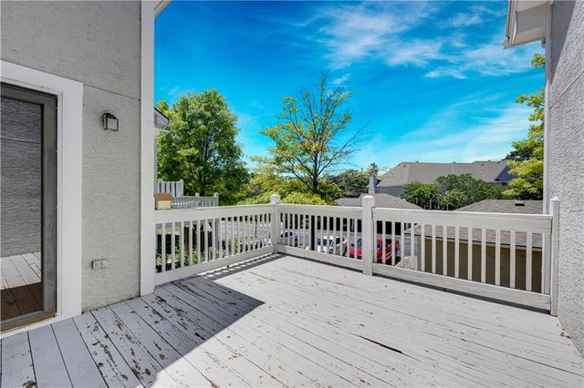 5852 Park Circle, Shawnee, KS 66216