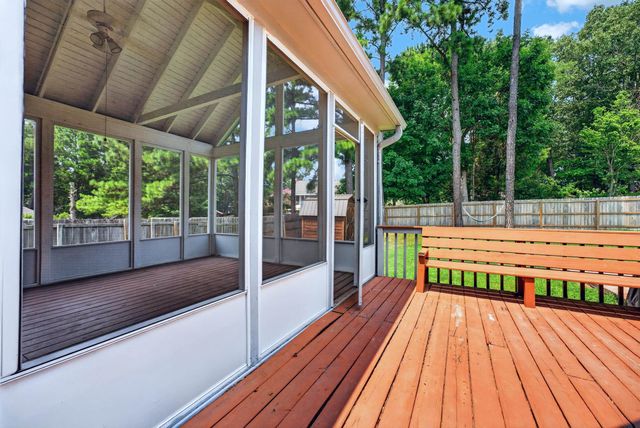 2668 MORNING WOODS DR, Memphis, TN 38016