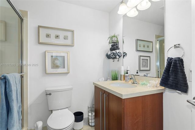 1111 SW 1st Ave 2925-N, Miami, FL 33130