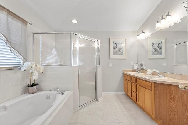 3911 LANGDRUM DRIVE, Wesley Chapel, FL 33543