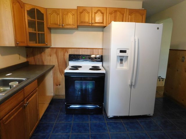 95 Cheshire Rd, Pittsfield, MA 01201