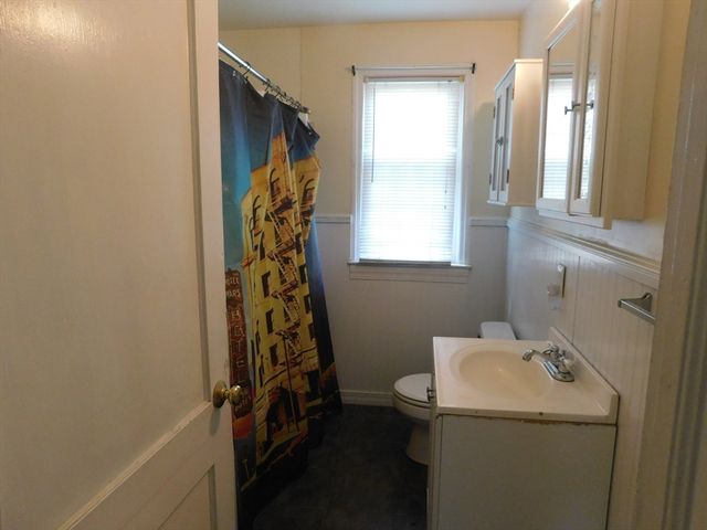 95 Cheshire Rd, Pittsfield, MA 01201
