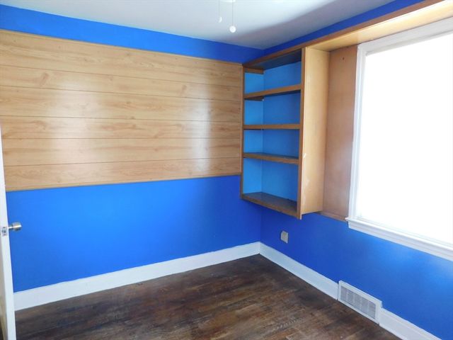 95 Cheshire Rd, Pittsfield, MA 01201