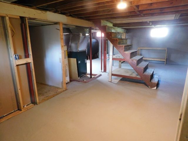 95 Cheshire Rd, Pittsfield, MA 01201