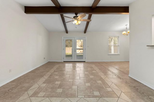 2016 Nevada ST, San Marcos, TX 78666