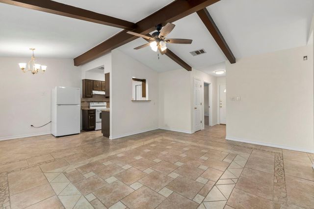 2016 Nevada ST, San Marcos, TX 78666