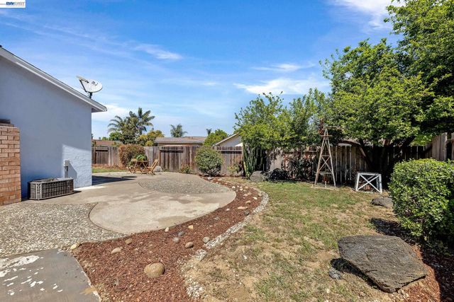 2636 Rainier Ct, Union City, CA 94587