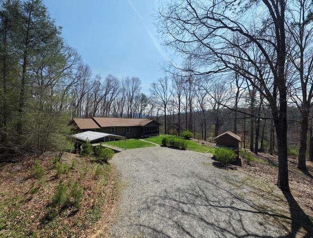 56 England Lane, Blairsville, GA 30512